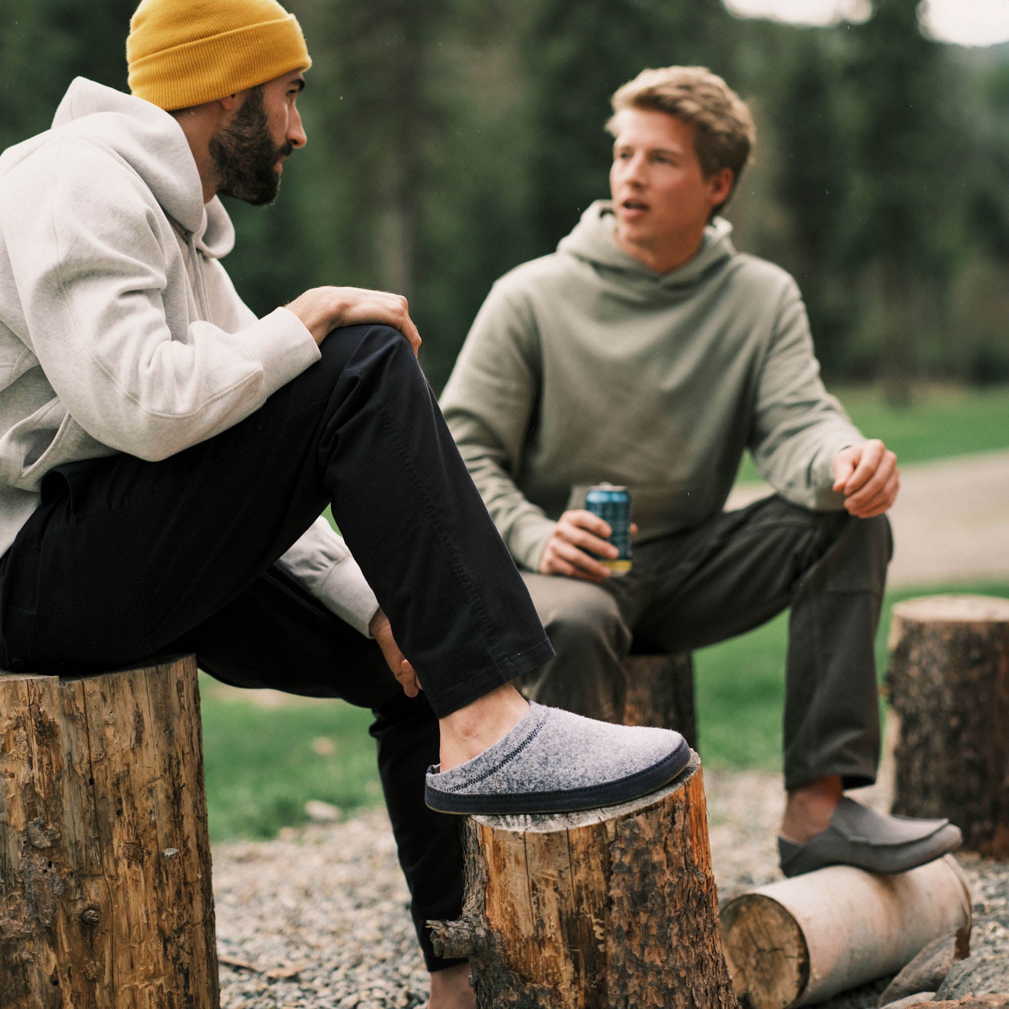 Hāmani Hulu Men's Wool Mule Slippers - Graphite / Trench Blue