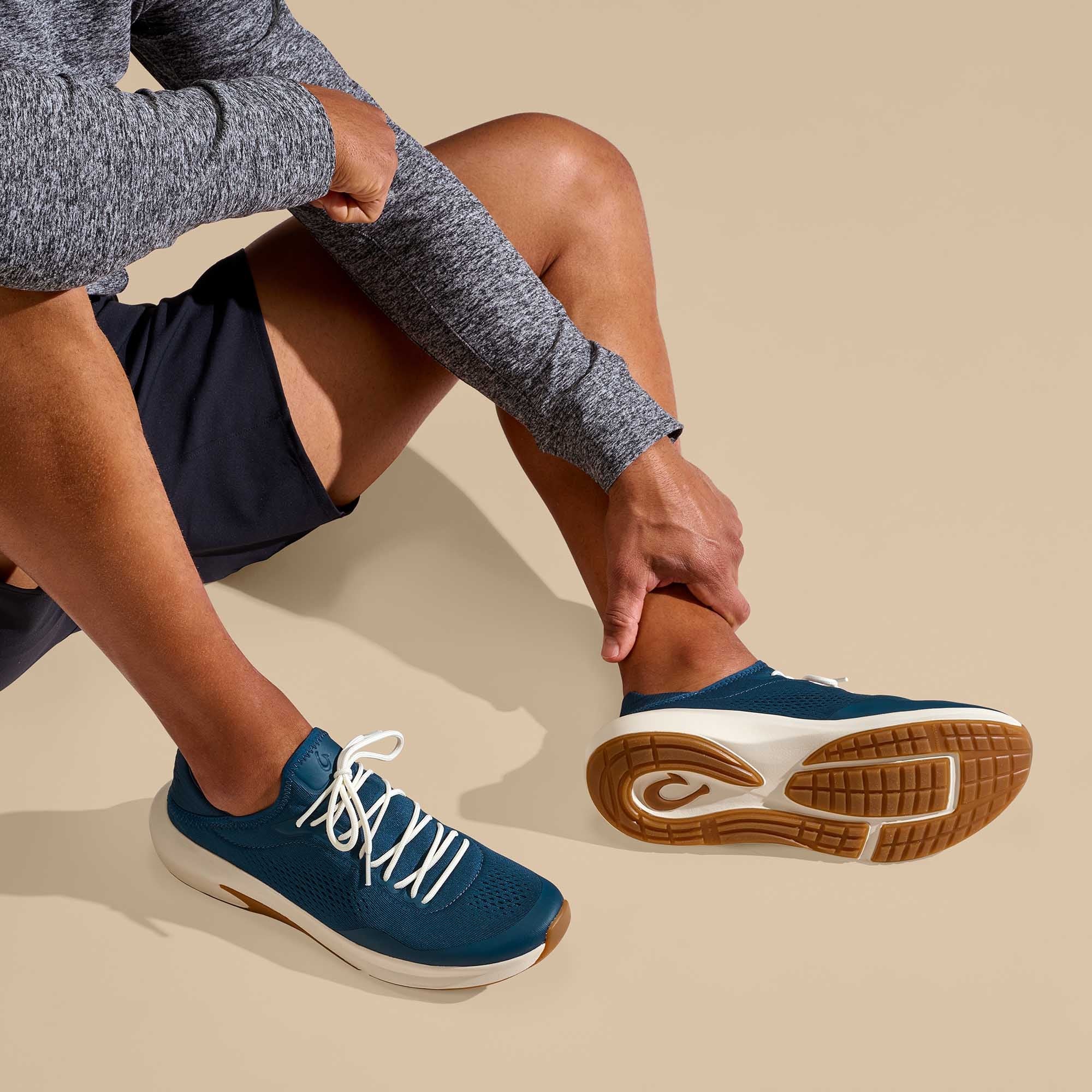 Kāholo Men's Athletic Trainer Shoes - Moonlit Ocean | OluKai