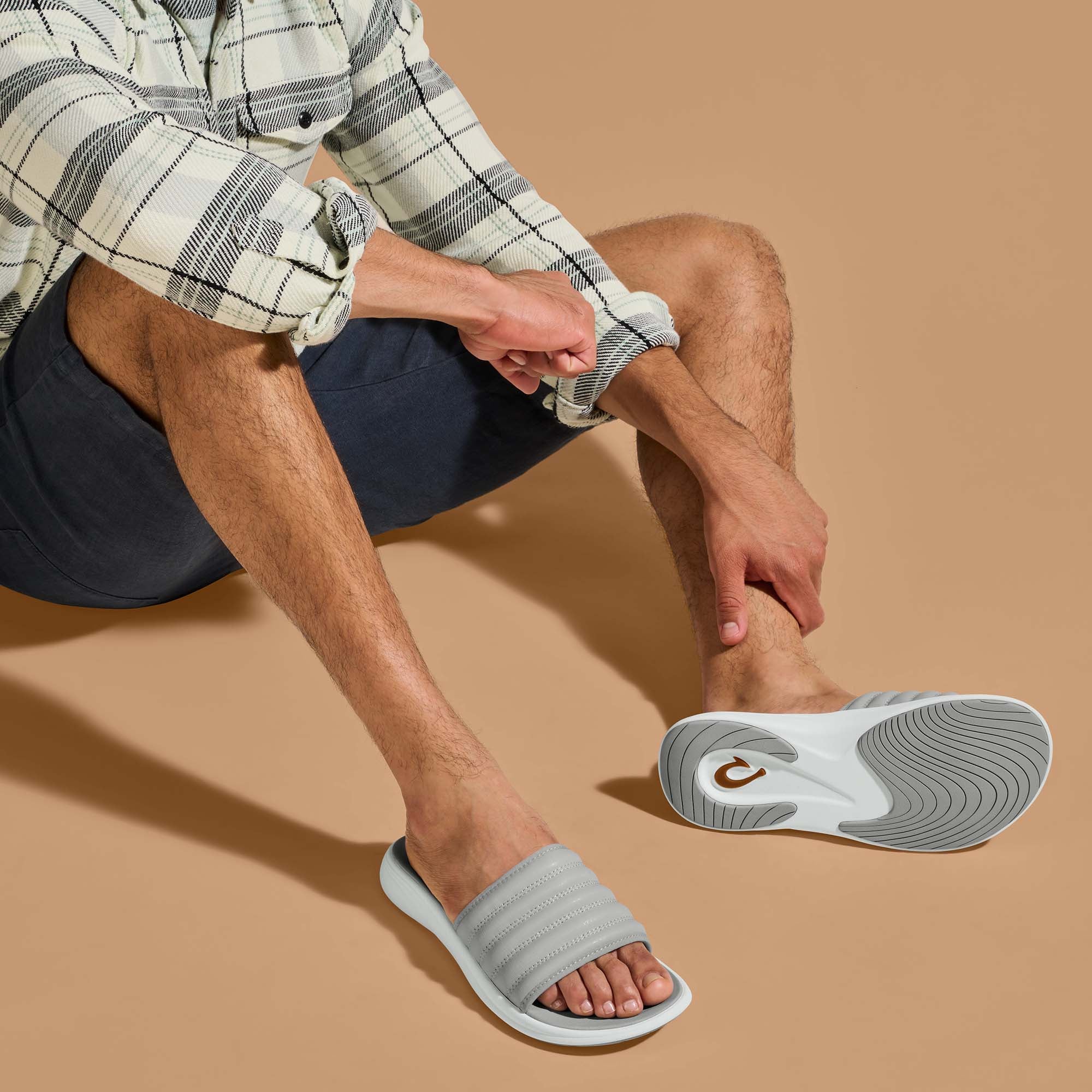 Olukai sliders discount