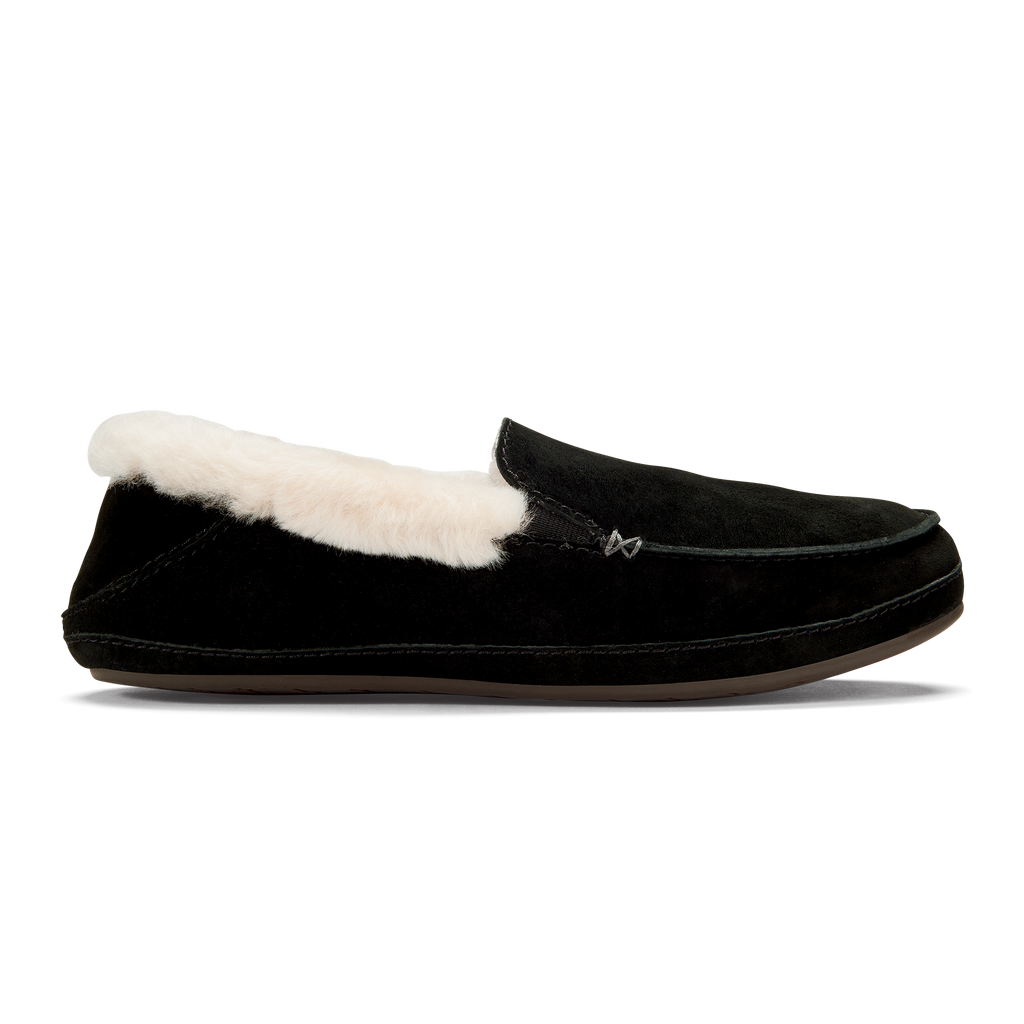 Olukai moccasins 2025