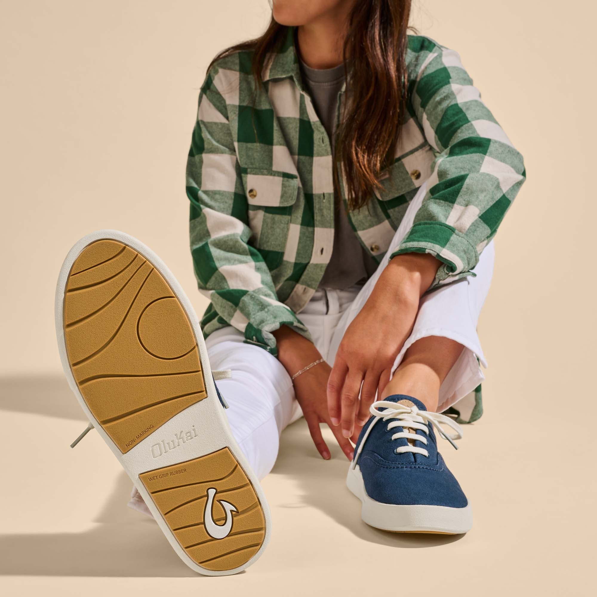 Olukai canvas shoes shop